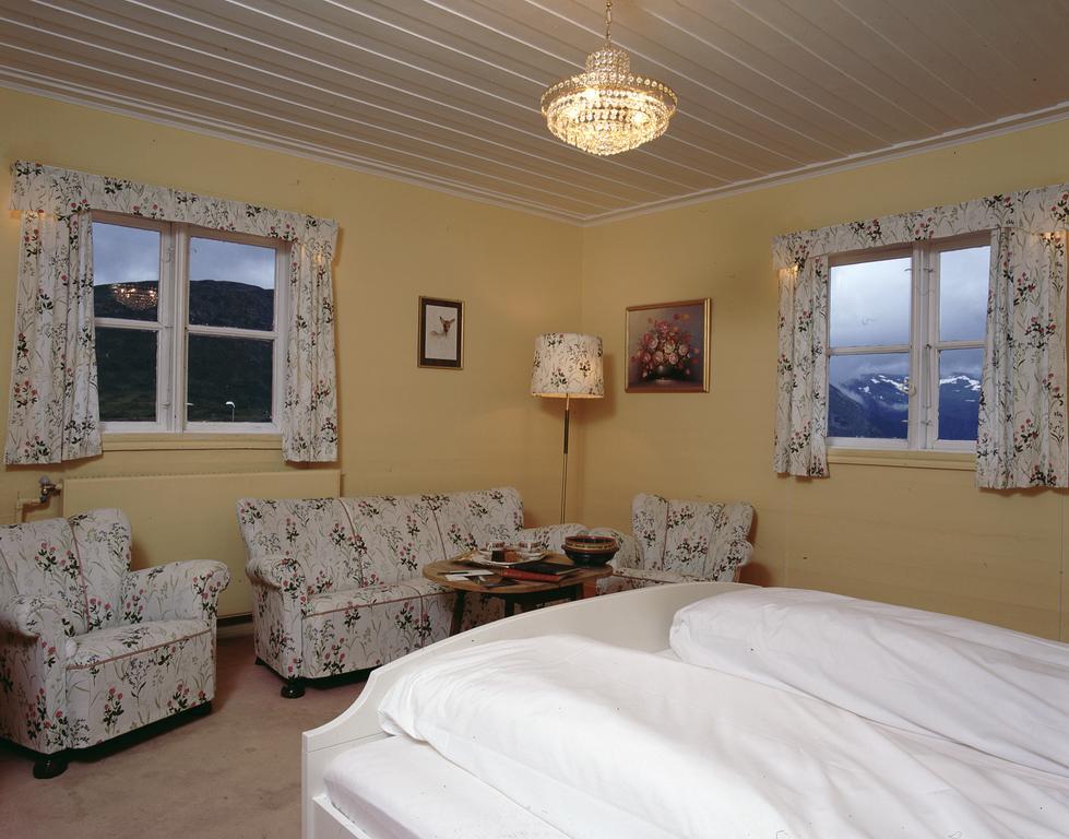 Fossli Hotel Eidfjord Bagian luar foto